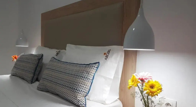 Argiri Apartments & Suites