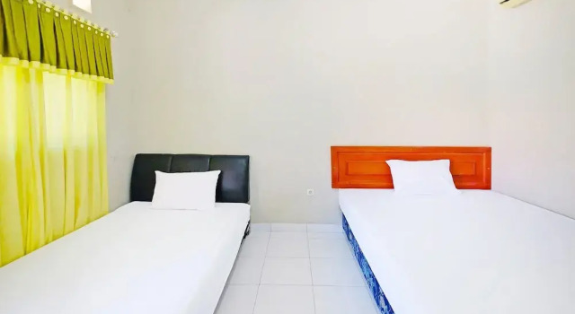 Номер Standard Collection O 91046 Hotel Remaja Indah Masamba