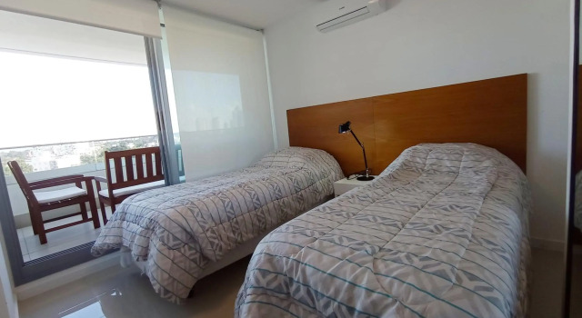 Great Beach Apartment, 5+1 Guests. Pool, Amenities, Prenota Appartamento Hotel a Maldonado con parcheggio, Parcheggio