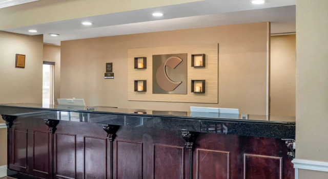 Comfort Inn & Suites Marianna, Rezerwuj Hotel Hotele w Panhandle Florida z basenem, Basen