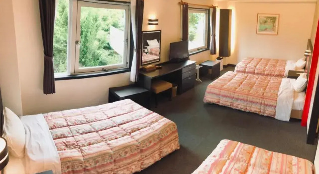 Семейный люкс Yubara Onsen Mori no Hotel Rochefort