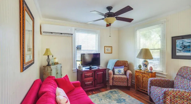 5 Mi to Downtown Beaufort: Pet-friendly Cottage!