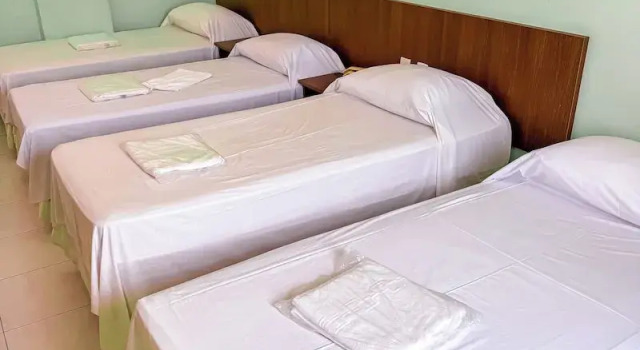 Четырёхместный номер Standard Trindade Plaza Hotel