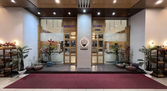 Hotel Grand Darshan Vadodara, Rezervovat Hotel Hotely v Gujarat s parkováním, Parkování