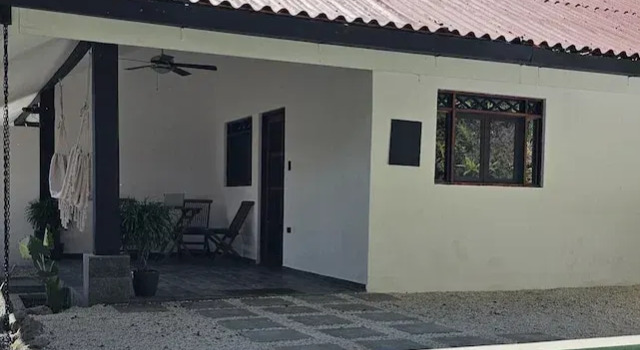 Zoa Villas - 2 minutes to the beach