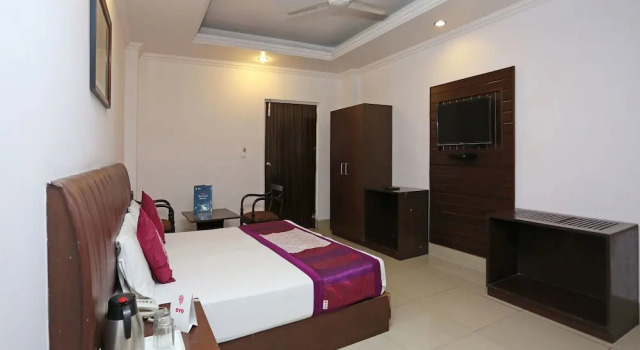 OYO 3697 Hotel Rivieraa, Réserver Hôtel Hôtels à Rudrapur avec petit-déjeuner, Petit-déjeuner