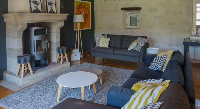 Superb Holiday Home in Saint-Beauzile with Private Pool, Rezerwuj Hotel Saint-Beauzile Langwedocja-Roussillon