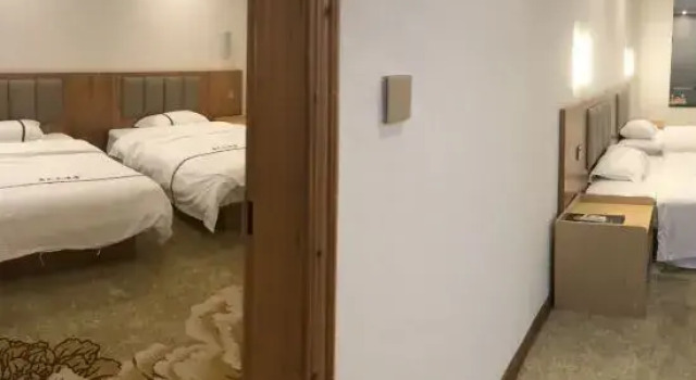 Люкс Yuntian Hotel