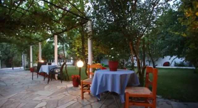 Guesthouse Christos
