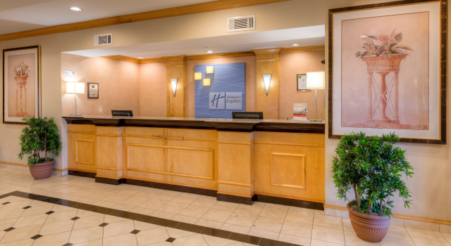 Holiday Inn Express Hotel & Suites Memphis Southwind, an IHG Hotel, Prenota Hotel Southwind Tennessee