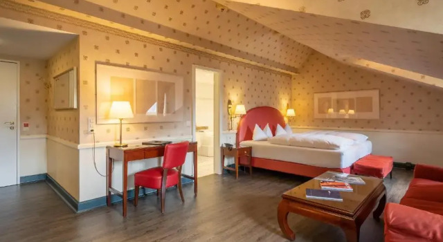 Полулюкс Boutique Hotel Belle Epoque