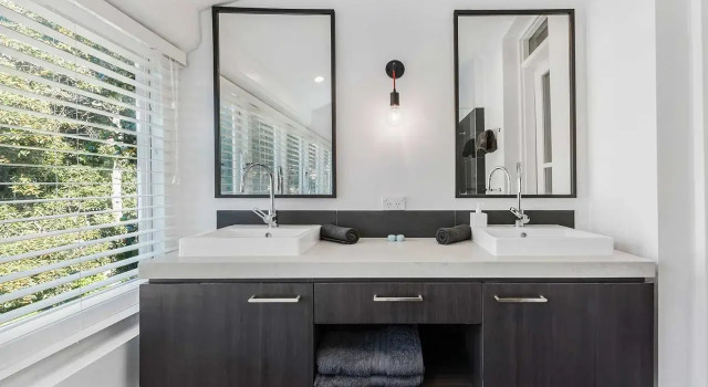 Waratah Stay - A Mansion Experience, Book Hotel Melbourne 