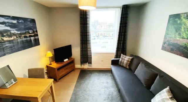 Studio Apartments on the Square, Забронировать Апартаменты/квартира Отели Шотландских границ с парковкой, Парковка