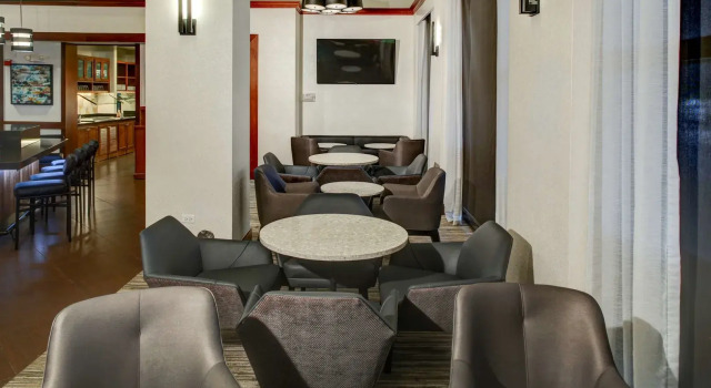 Candlewood Suites - Birmingham - Inverness, an IHG Hotel, Reserva ahora Hotel Hoteles en Birmingham con piscina, Piscina