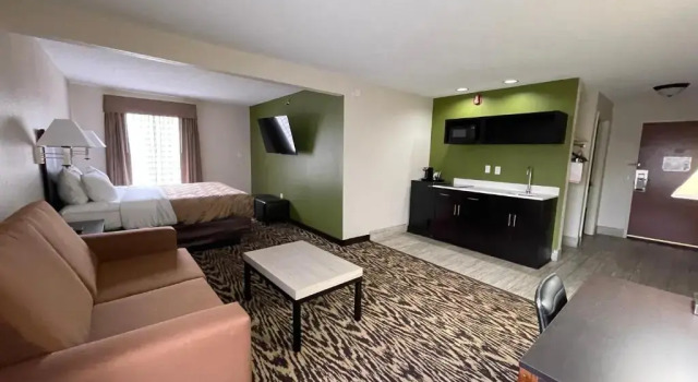 Люкс Quality Inn & Suites Clemmons I-40