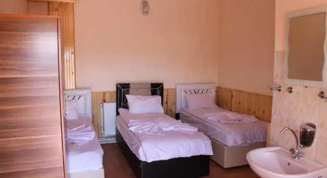 Трёхместный номер Standard Sultan Pansion Bird Paradise