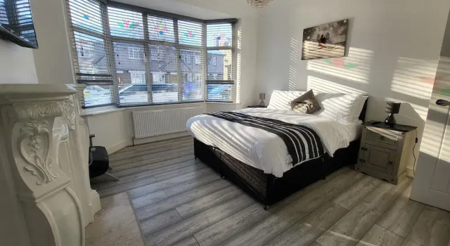 Grand Exclusive 2 Bed Apartment - London