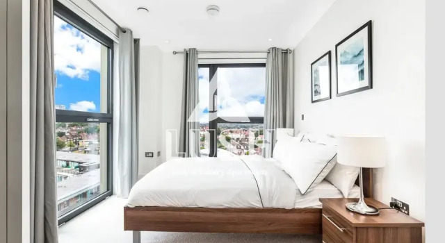 Lush Apartment London Designer Outlet