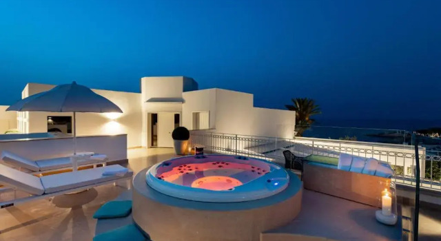 Люкс Grotta Palazzese Beach Hotel