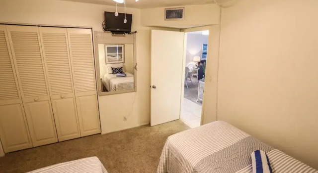 Sand Caper 208, Забронировать Отель Отели Fort Myers Area с парковкой, Парковка