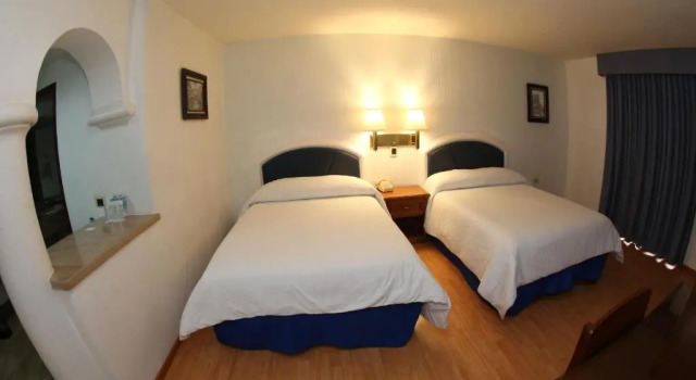 Четырёхместный номер Classic Hotel Gran Plaza & Convention Center