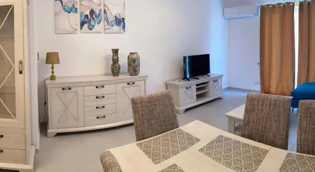 Charming and Chic - Kaylan Seaside Apartment 2, Buchen Sie Ferienwohnung St. Paul's Bay Malta