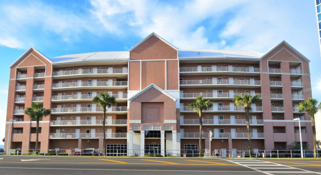 Palmetto Beachfront Hotel, a By The Sea Resort, Забронировать Курортный отель Панама-Сити Панхэндл Флорида, рядом с Музей дайвинга "Человек в море"