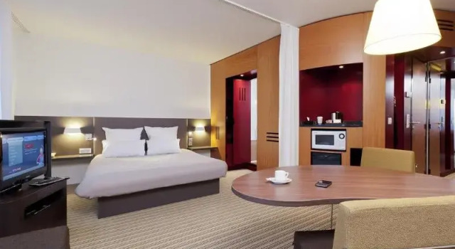 Номер Standard Novotel Suites Lille Europe