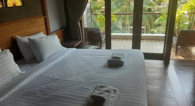 Семейный люкс с балконом и с видом на море Khanom Cabana Beach Resort