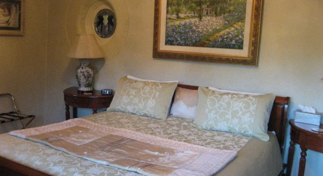 THE Doulton Luxury B&B, Buchen Sie Bed & Breakfast Narrandera Riverina