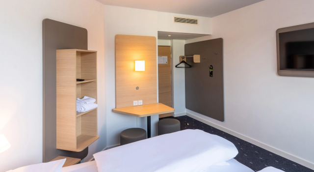 B&B HOTEL Aachen City-Ost, Забронировать Отель «постель и завтрак» Отели Ахен 3 звезды, рядом с Марширтор, 3*