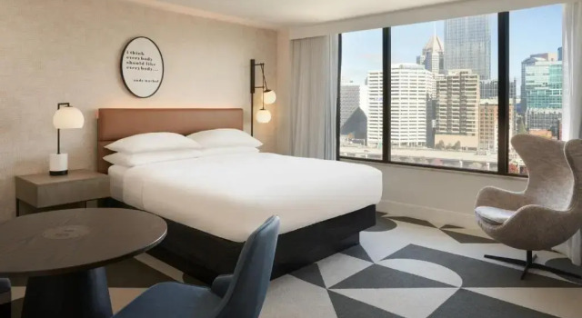 Номер Standard с видом на реку Sheraton Pittsburgh Hotel at Station Square