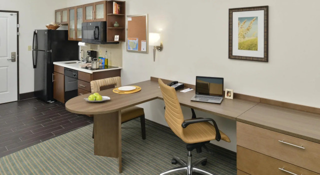 Четырёхместный люкс Candlewood Suites Houma by IHG