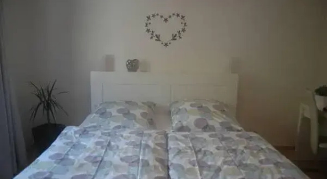 Köln Appartement, จอง โรงแรม Zollstock โคโลญ