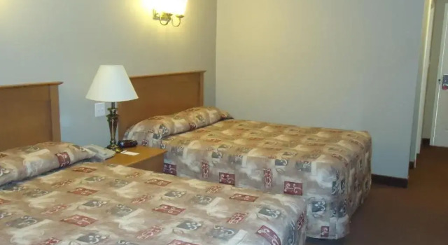 Четырёхместный номер Standard Auberge Bouctouche Inn & Suites