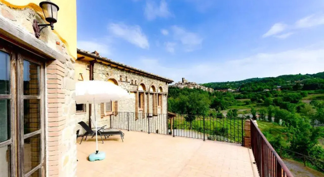 Апартаменты Agriturismo Castello delle Fornaci - Private Summer Jacuzzi