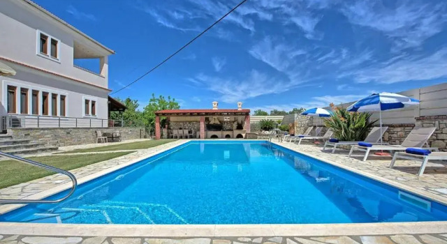 Вилла Acharavi Beach Villa by PosarelliVillas