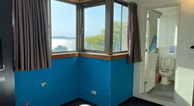 Трёхместный номер Deluxe с видом на море Breeze and Waves Hostel
