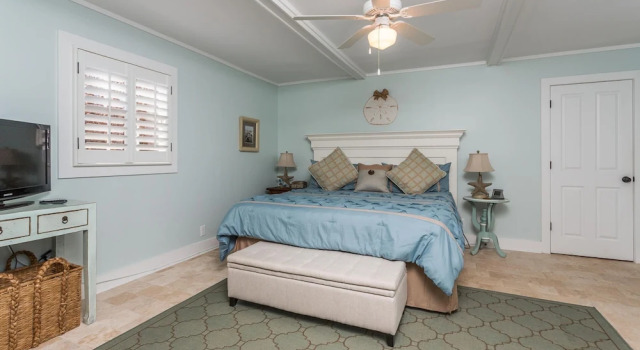 619 Bartow Street by Hodnett Cooper