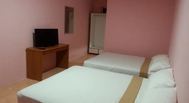 Inapan Desa Perindu, Rezerwuj Hotel Pantai Cenang 