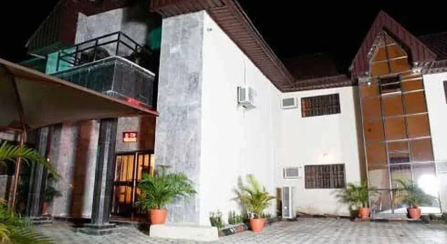 Scholet Suites