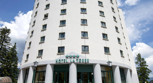 Hotel la Torre, Забронировать Отель Саузе-д'Ульс Val di Susa, рядом с Горнолыжный курорт Саузе-д’Ульс - Жувансо