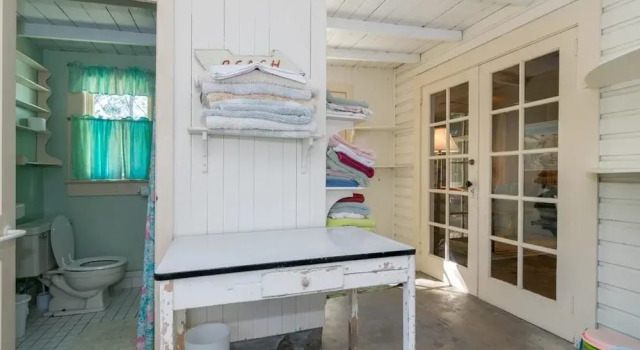 Hideaway by RedAwning, Забронировать Отель Холмс-Бич Sarasota Area