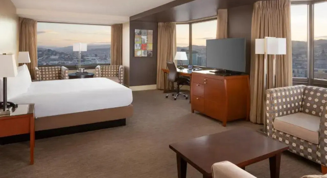 Полулюкс Deluxe view Hilton Parc 55 San Francisco Union Square