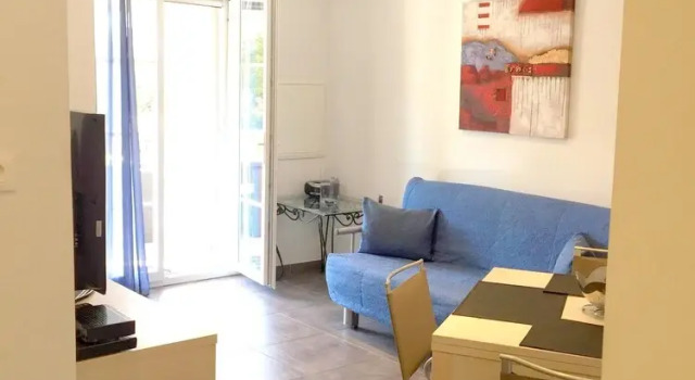 Apartment With one Bedroom in Galéria, With Wonderful sea View, Enclos, Rezerwuj Apartament Hotele w Korsyka z parkingiem, Parking