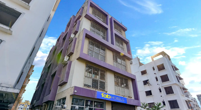 FabHotel Sharma Inn, Забронировать Отель Калькутта East Zone, рядом с Coal India Limited