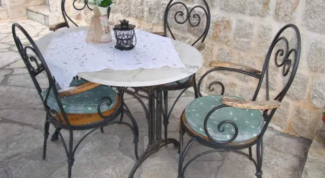 Villa Zvicer, Book Villa Sommerhuse i Kotor Riviera, Hytte