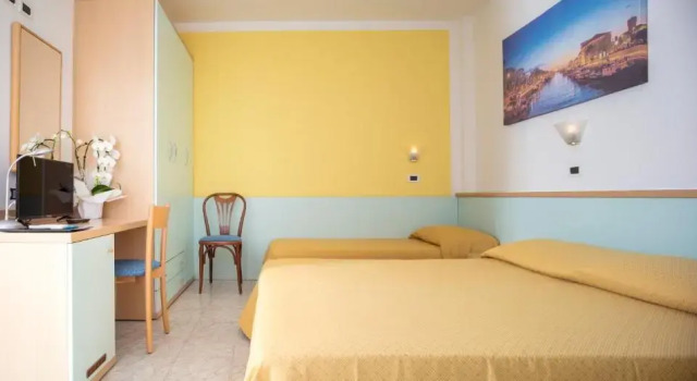 Трёхместный номер Standard с видом на море Hotel Pelikan