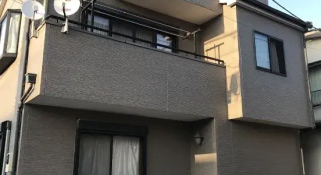 8 minutes walk from JR Nishikawaguchi; Wi-Fi free; maximum 9 family group warm welcome; loan cutting, Забронировать Отель Кавагути Сайтама, рядом с Kawaguchi Cupola