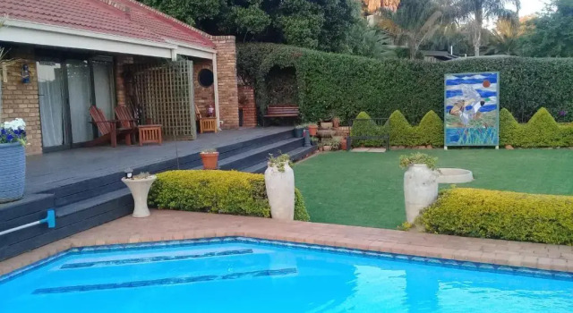 Люкс Annies Boutique Guesthouse and Garden Spa